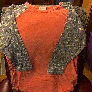 Long sleeve Lula Rue crew neck t-shirt